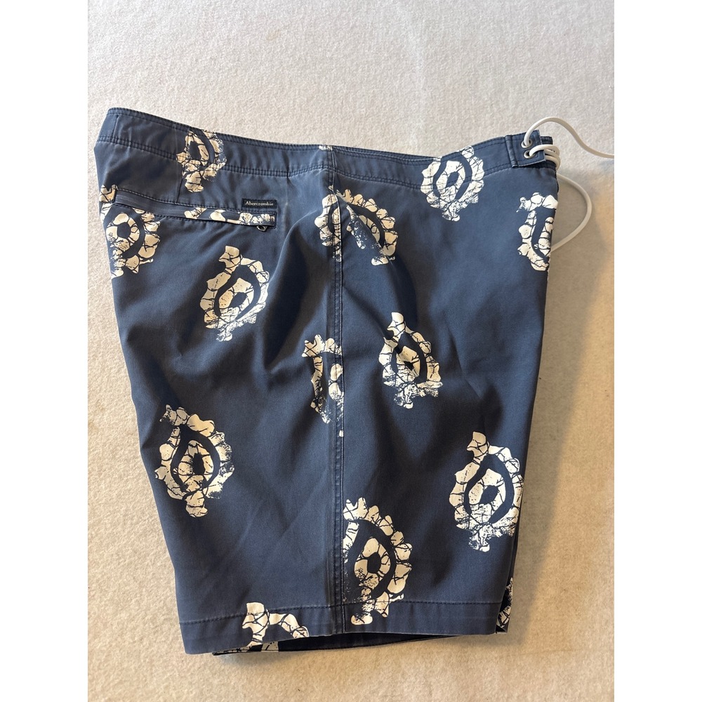 Abercrombie & Fitch Board Shorts Men 34 Blue Excellent‎ Batik Medallion Stretch